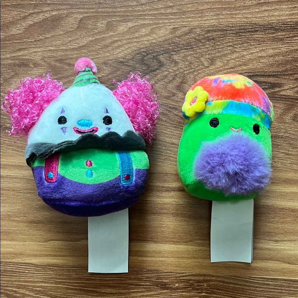 Mini Umberto and Garo Blind Capsule Squishamallows